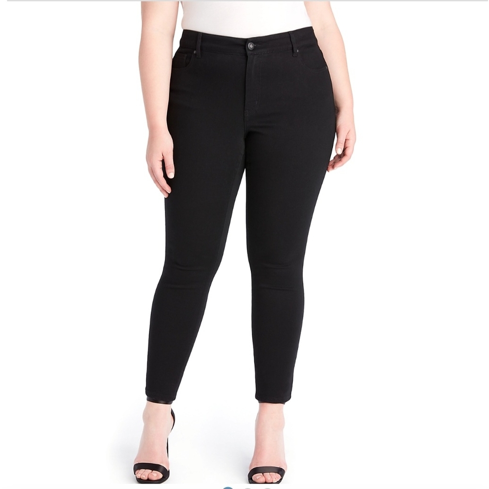 Jessica Simpson Black Skinny Jeans with Stretch
